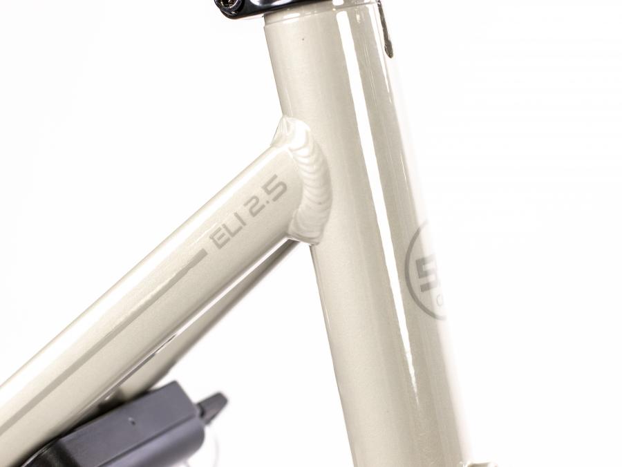 Grecos Eli 2.5 Modellschriftzug